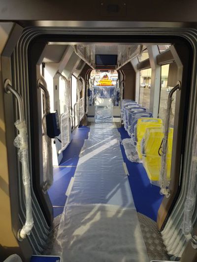 tram hitachi interno